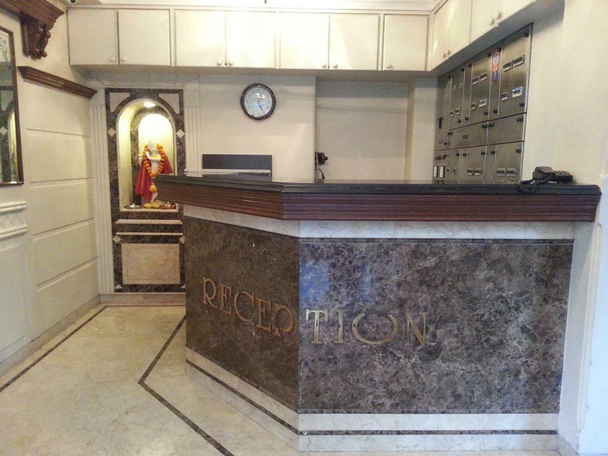 Hotel Ashray International, Sion - Near Bkc Мумбай Екстериор снимка